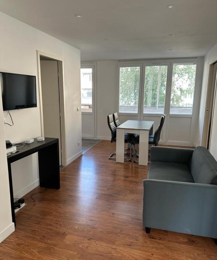 Appartement T4 Des Jardins Шамбери Екстериор снимка